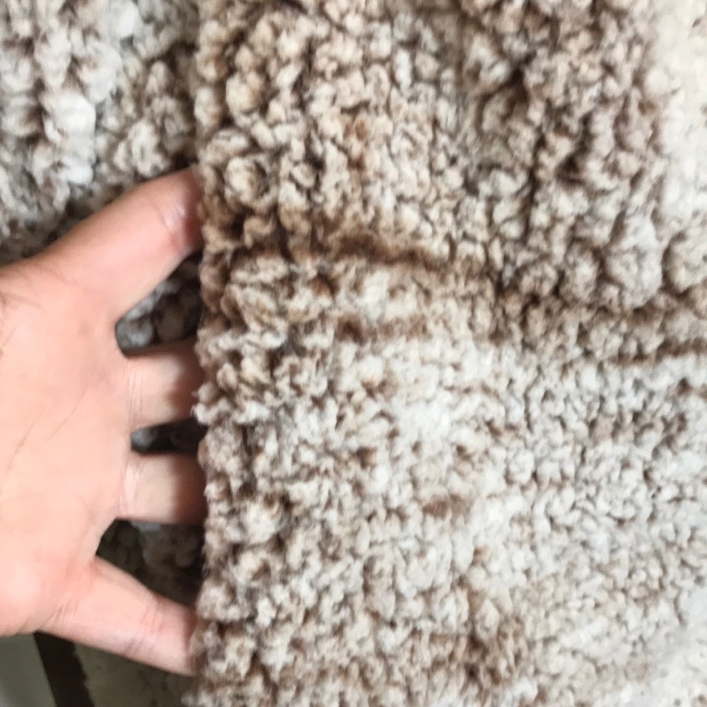 Altar’d State Brown Bear Women Large Pullover NWT - Picture 6 of 8